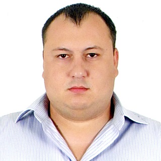 Фото адвоката Максим